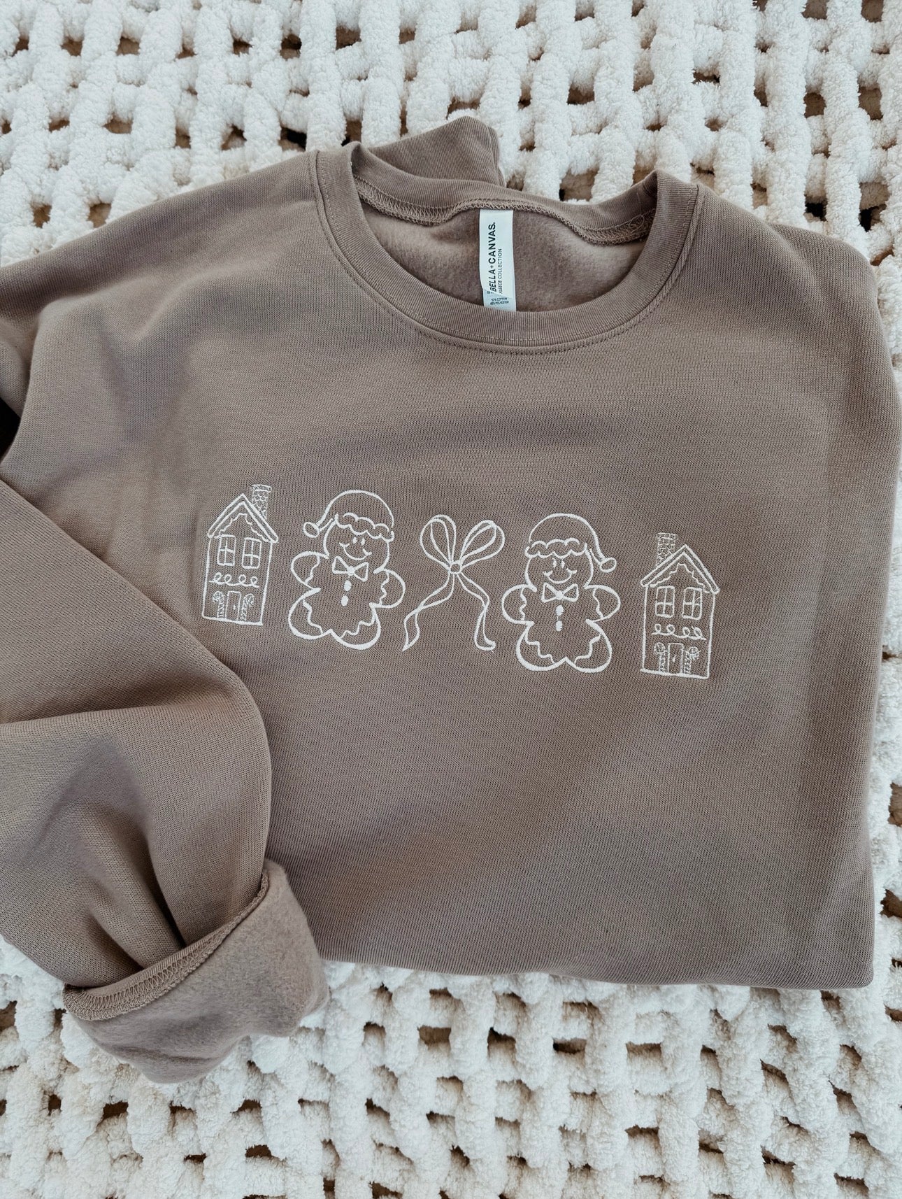 Gingerbread embroidered sweatshirt