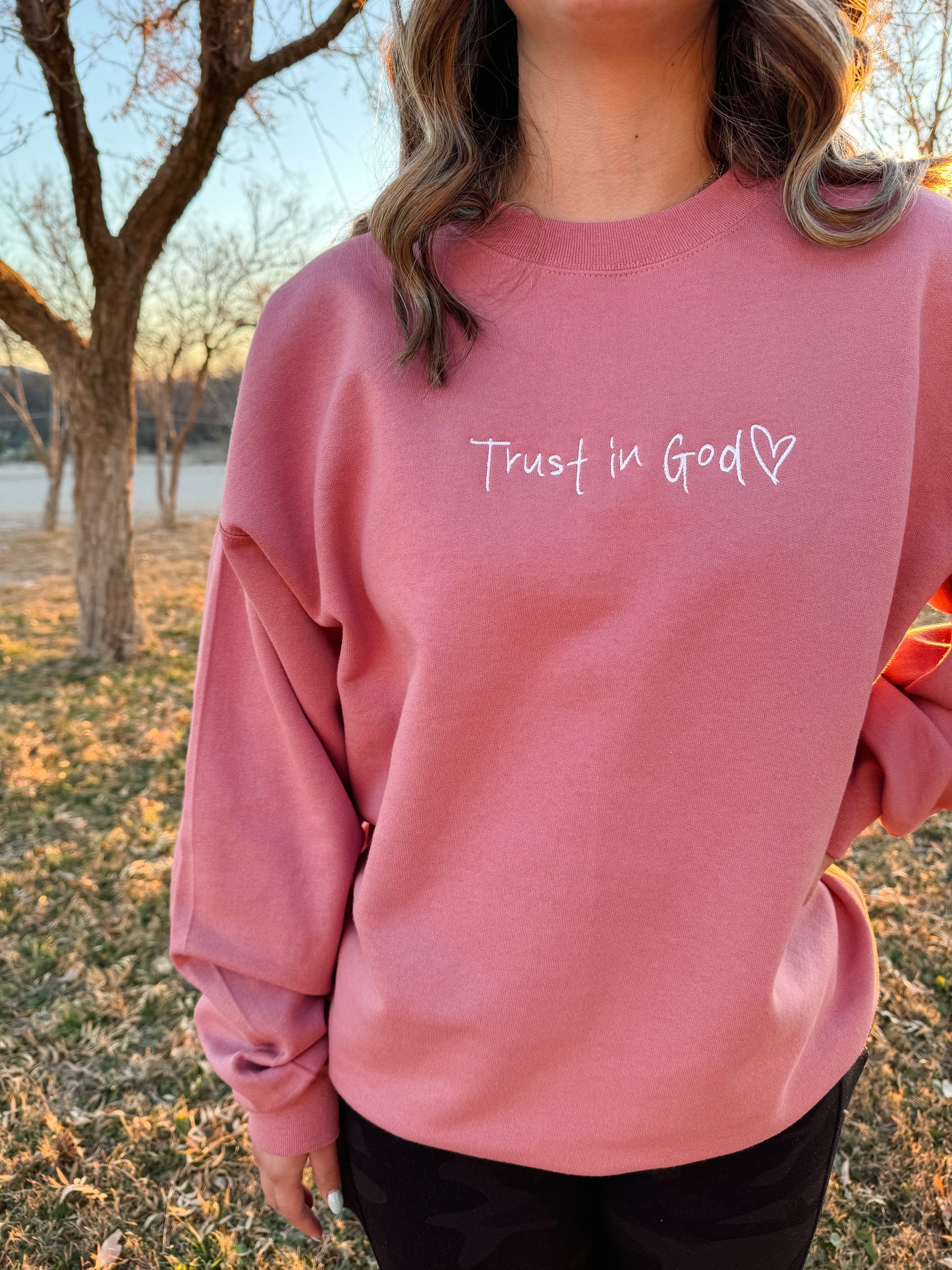Trust in God crewneck