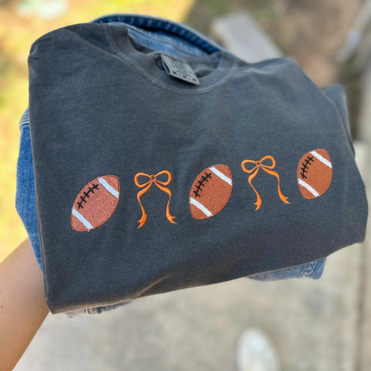 Football & bows tee